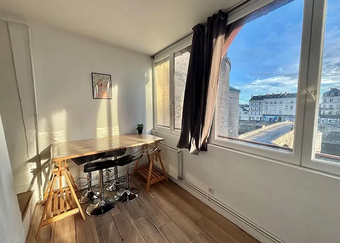 Vue Château&mayenne - Centre Historique - 6 Personnes